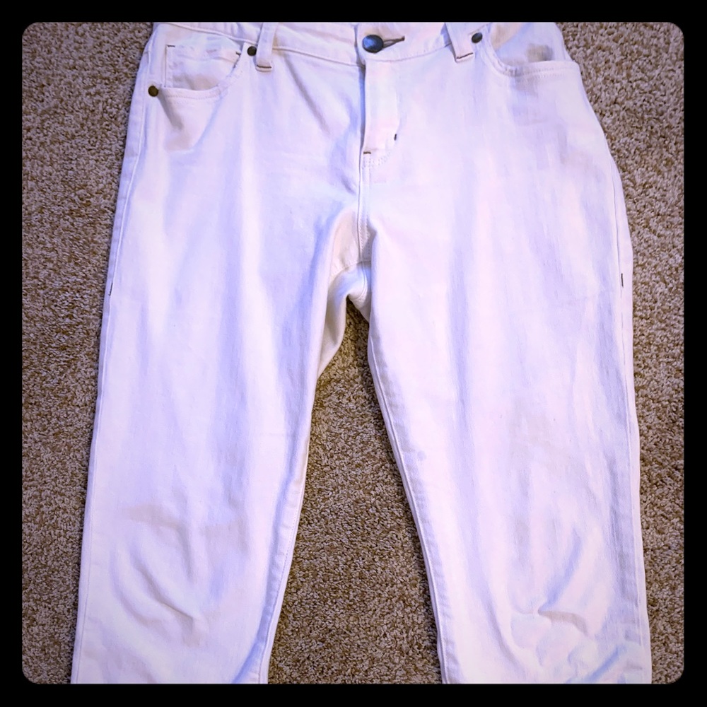 Cabi white cuffed capri